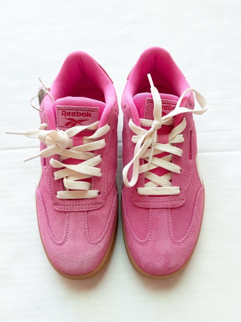 Reebok New Women's Pink Club C Grounds UK Sneakers
Size 7.5 NWOT - Picture 4 of 15